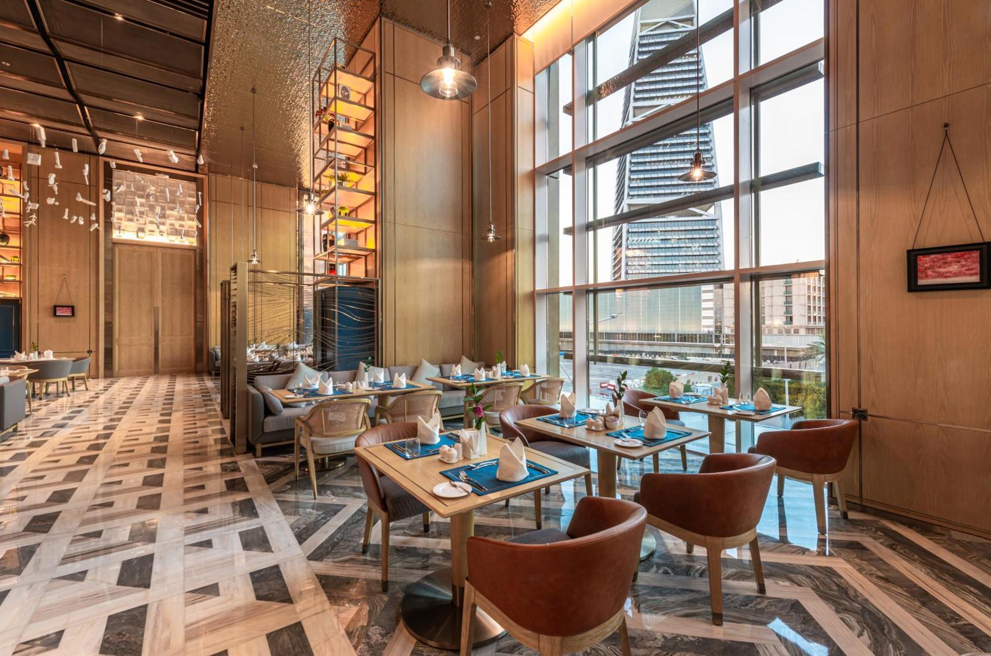 Narcissus The Royal Hotel Riadh Exterior foto The restaurant
